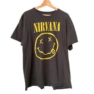 Nirvana Tee in Size XL